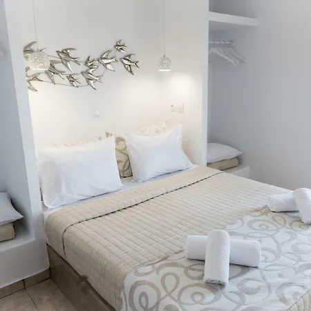 E & E Villa *