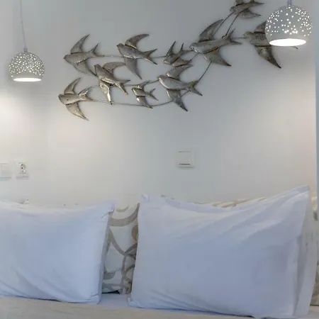 E & E Kamari (Santorini)