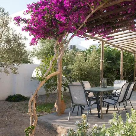 E & E Kamari (Santorini)